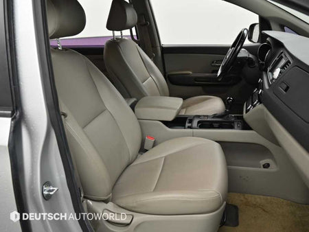 Kia Carnival — photo 10