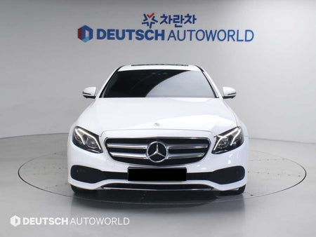 Mercedes-Benz E-Class — photo 03