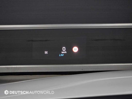 Mercedes-Benz E-Class — photo 17