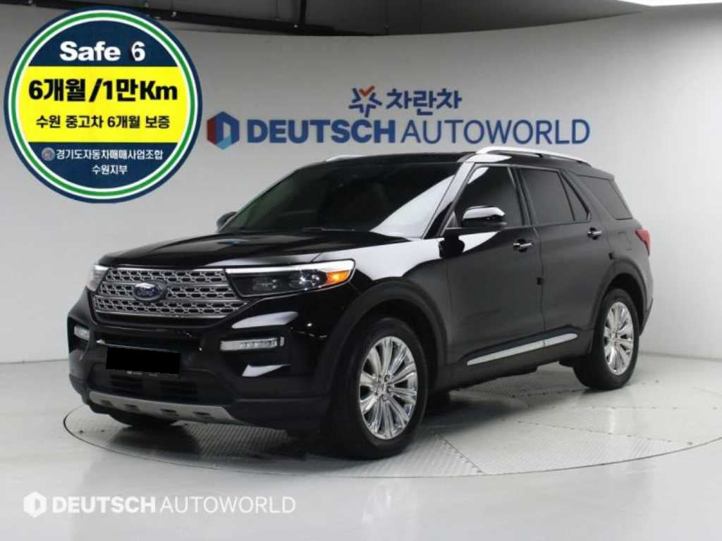 Ford Explorer — photo 01