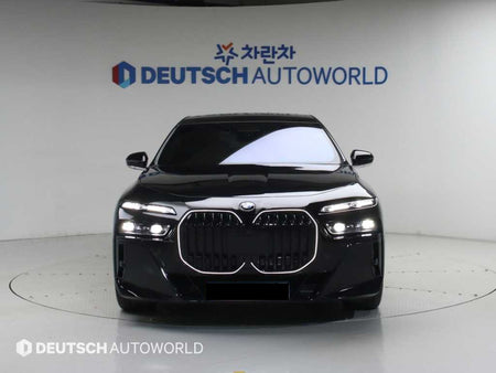 BMW 7-Series — photo 03