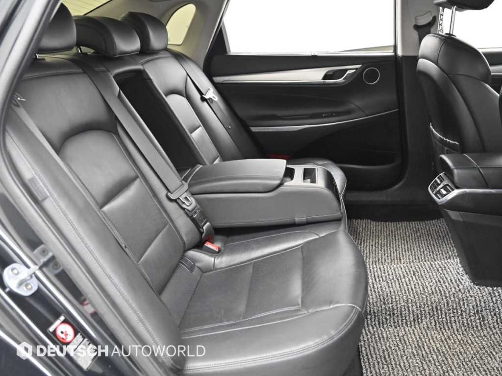 Hyundai Grandeur — photo 12
