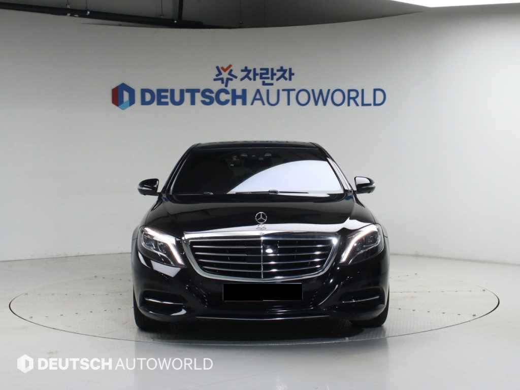 Mercedes-Benz S-Class — photo 03