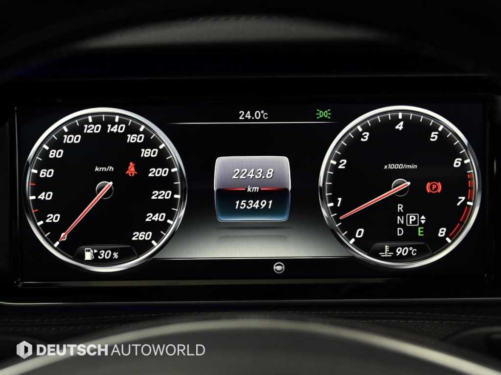 Mercedes-Benz S-Class — photo 08