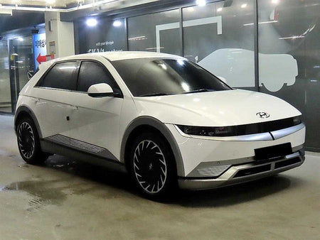 Hyundai Ioniq5 — photo 01