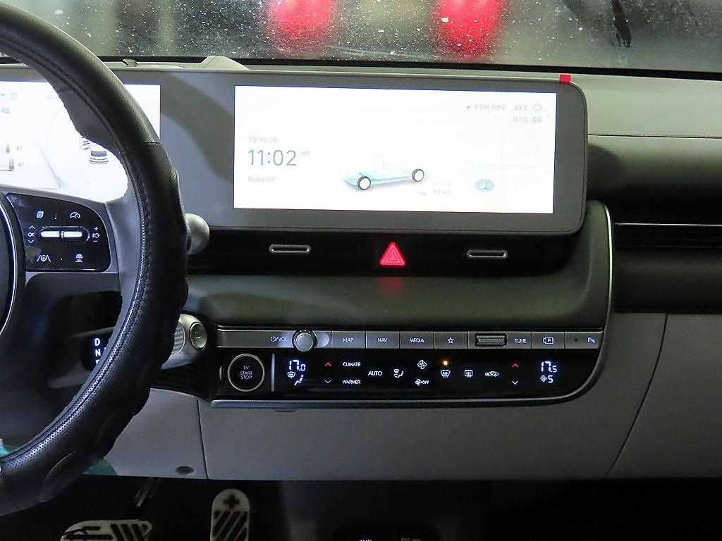 Hyundai Ioniq5 — photo 11