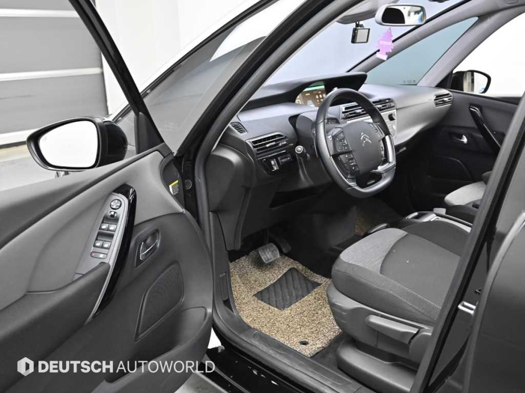 Citroen C4 SpaceTourer — photo 11