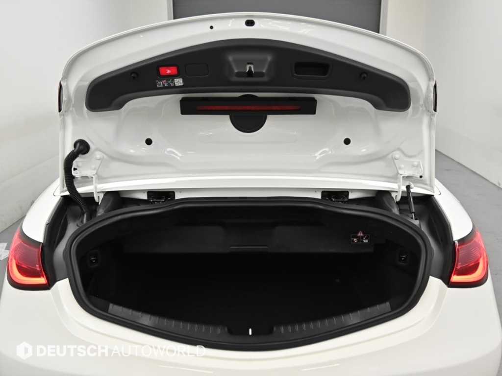 Mercedes-Benz CLE-Class — photo 19