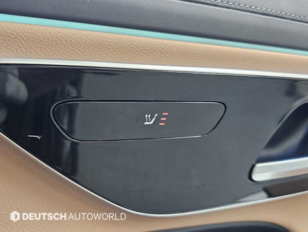 Mercedes-Benz E-Class — photo 16