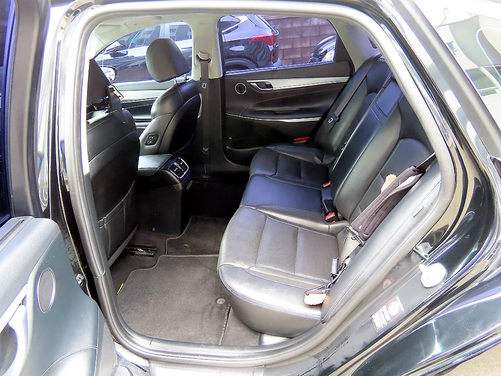Hyundai Grandeur — photo 06