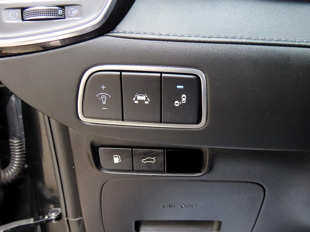 Hyundai Grandeur — photo 13
