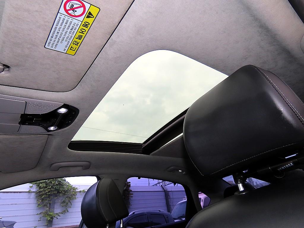 Hyundai Grandeur — photo 17