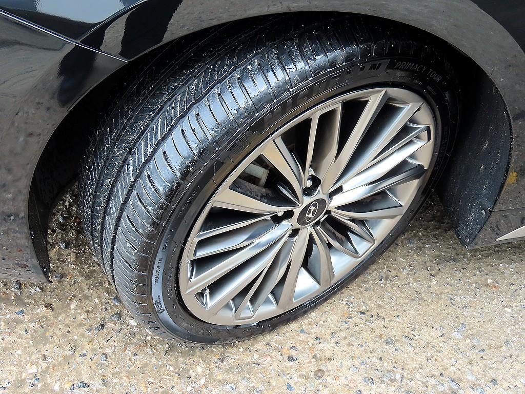 Hyundai Grandeur — photo 20