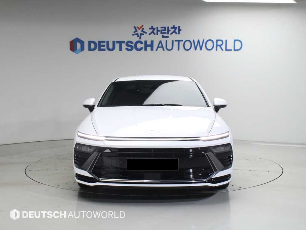 Hyundai Sonata — photo 03