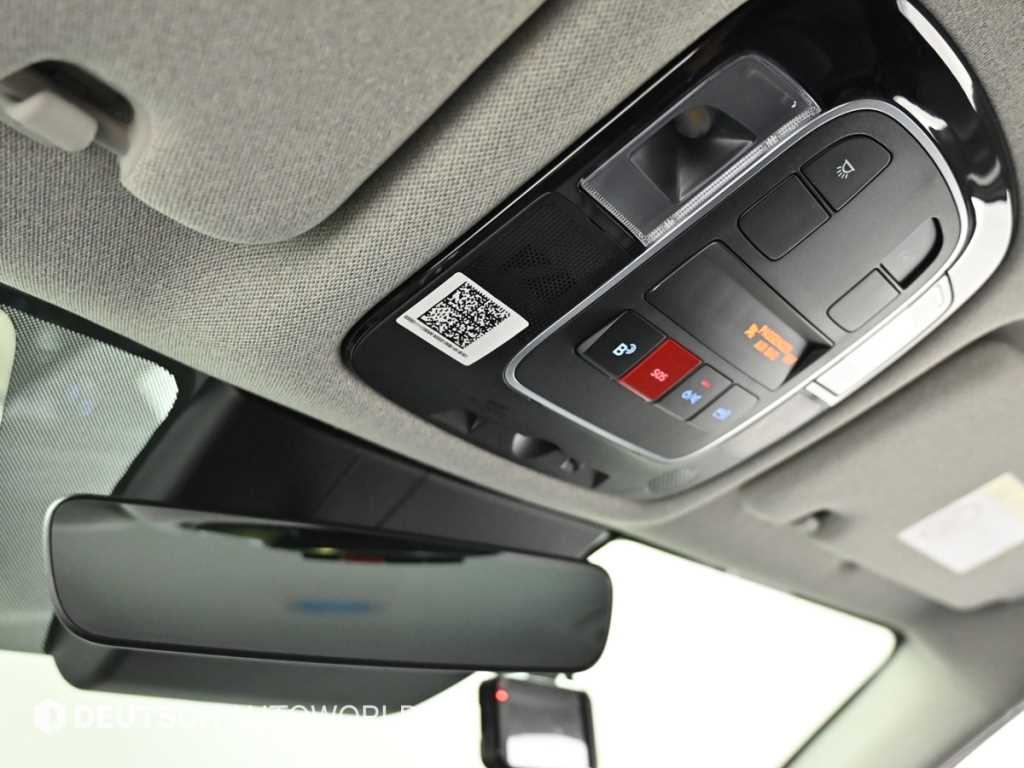 Hyundai Sonata — photo 18