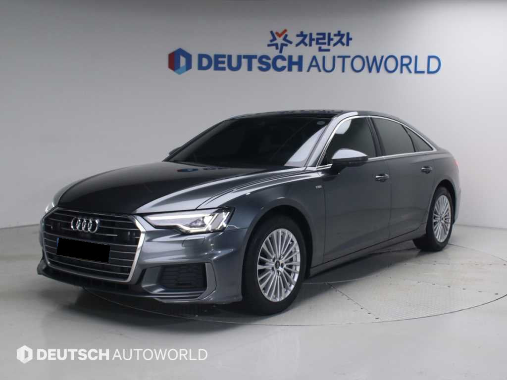 Audi A6 — photo 01