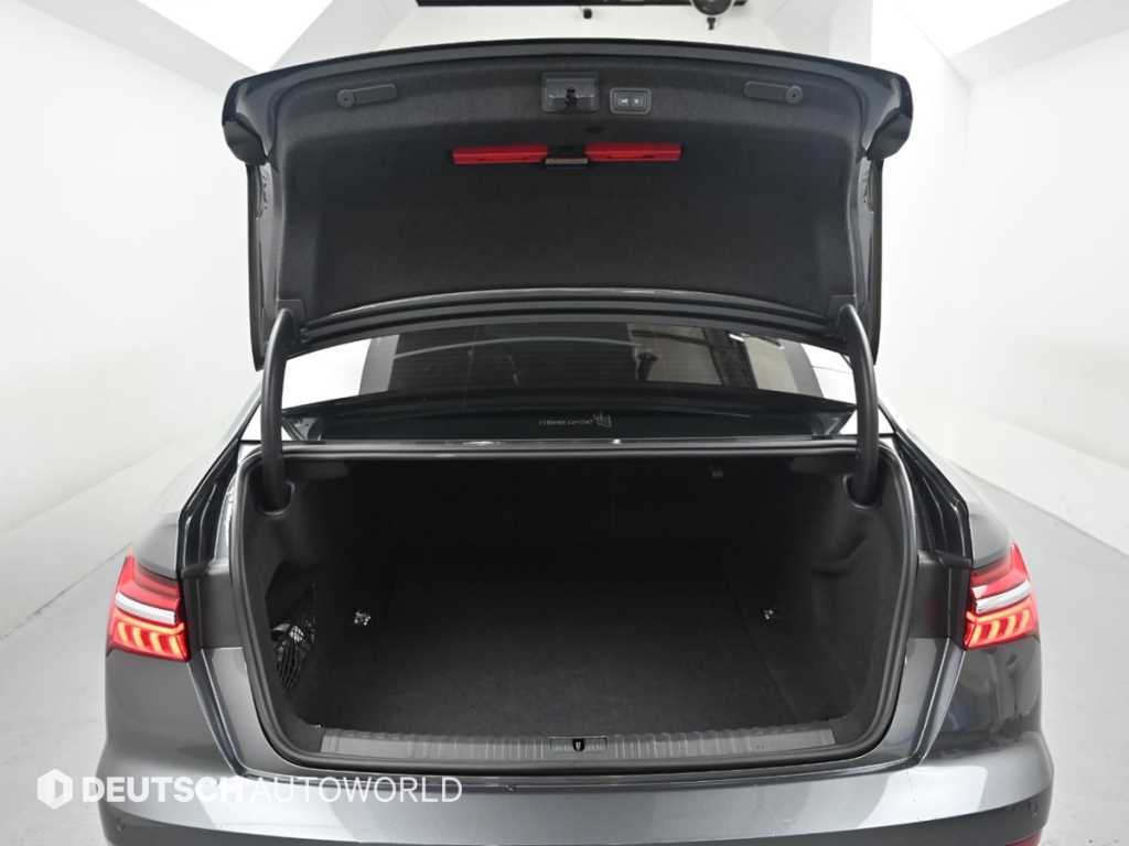 Audi A6 — photo 19