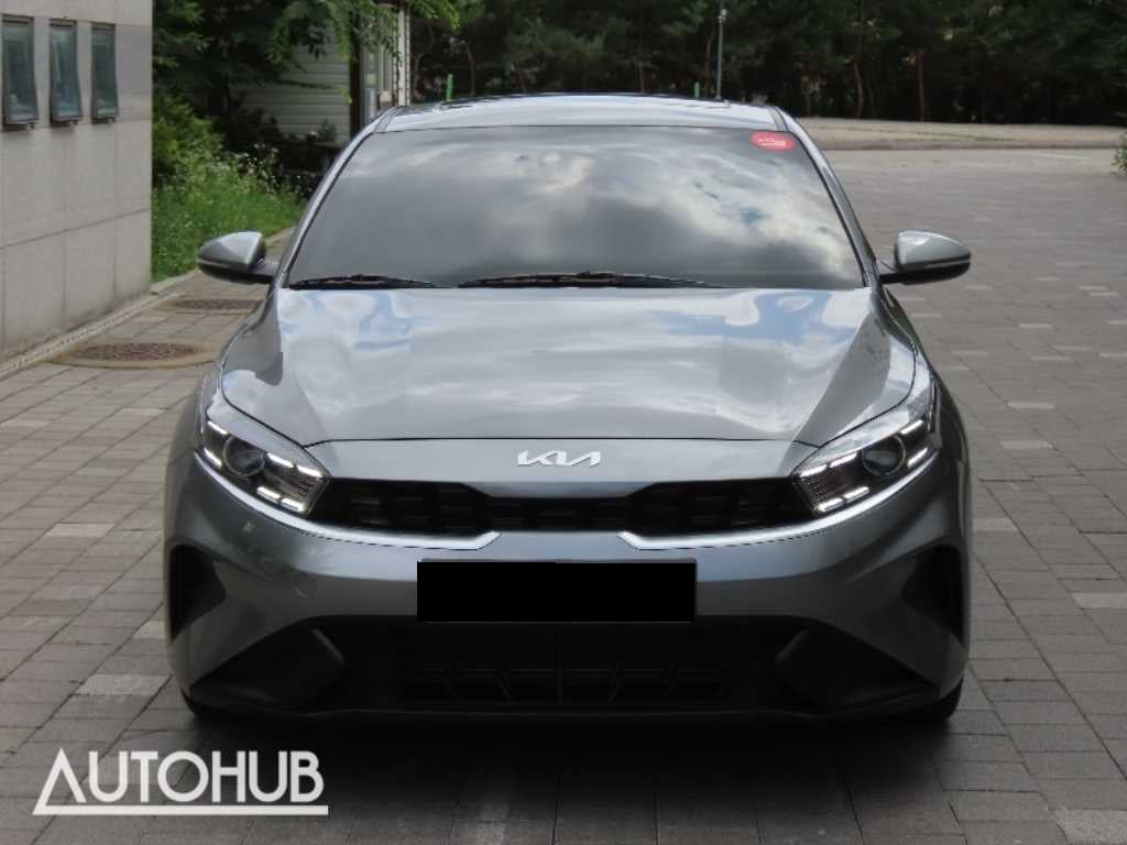 Kia K3 — photo 01