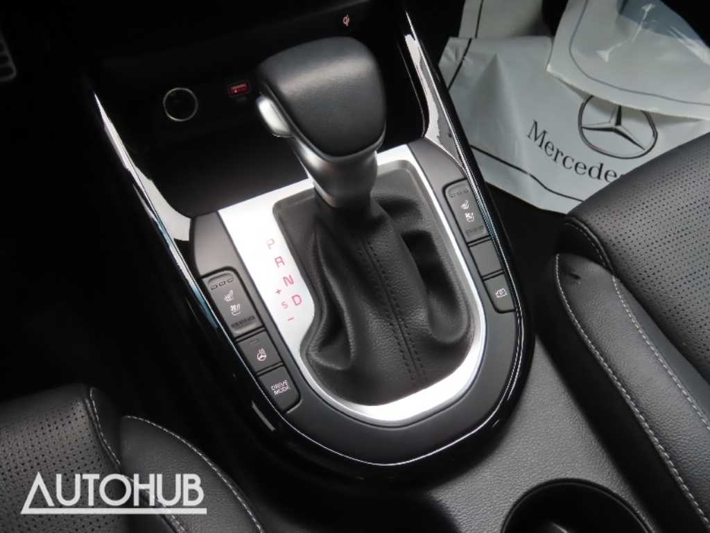 Kia K3 — photo 07