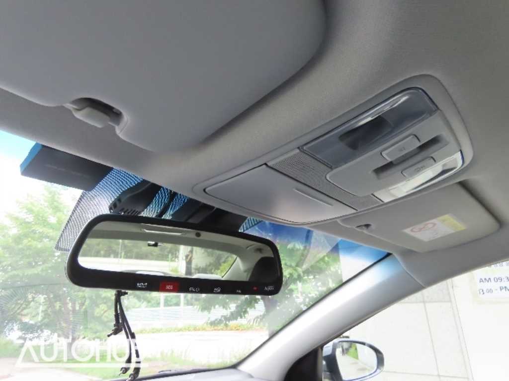 Kia K3 — photo 11