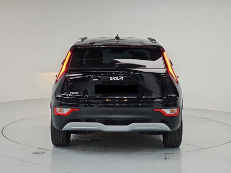 Kia Niro — photo 03