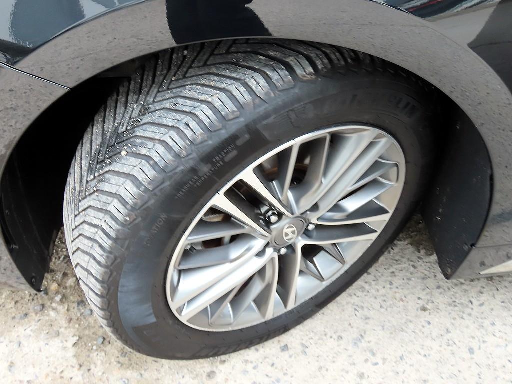 Hyundai Grandeur — photo 20