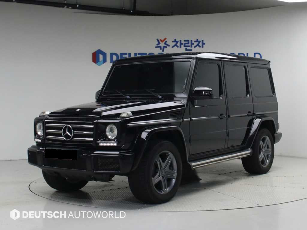Mercedes-Benz G-Class — photo 01