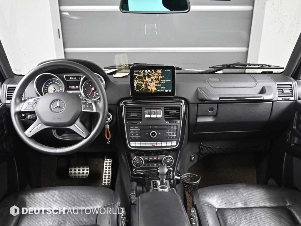 Mercedes-Benz G-Class — photo 07