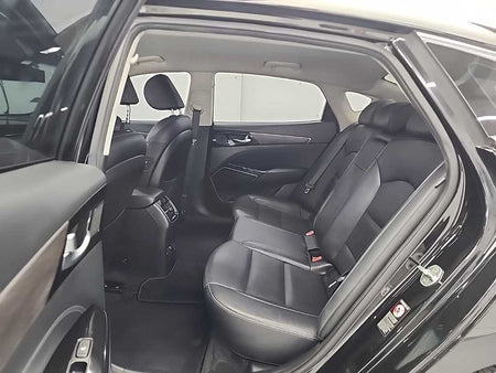 Kia K7 — photo 12
