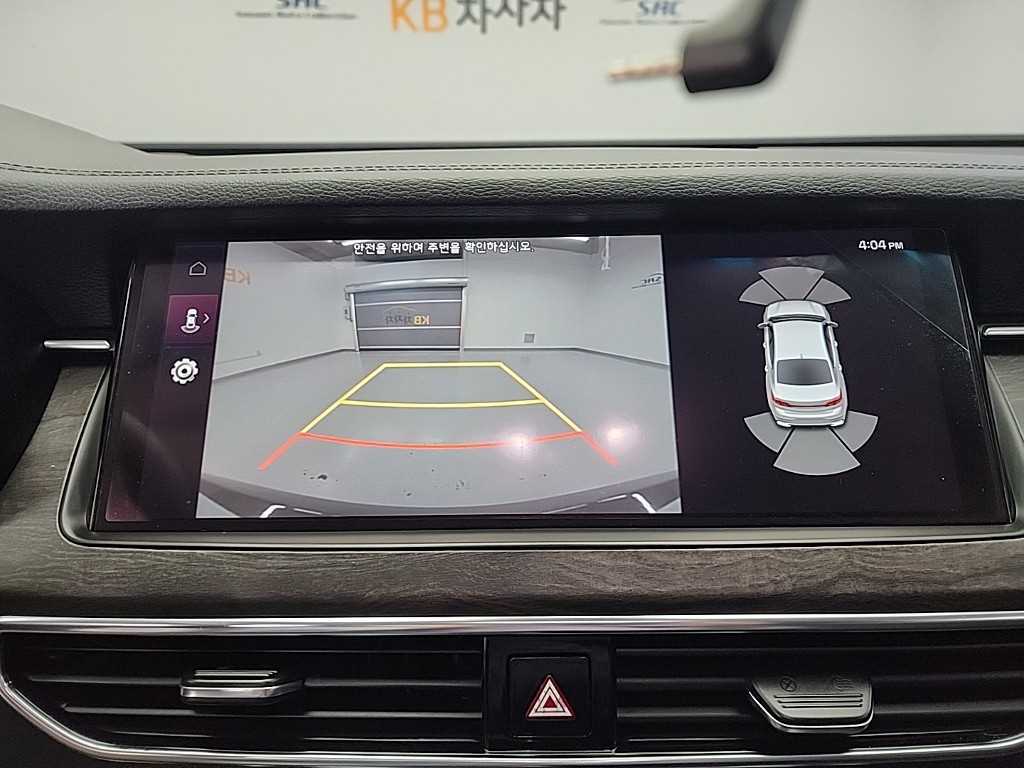 Kia K7 — photo 17