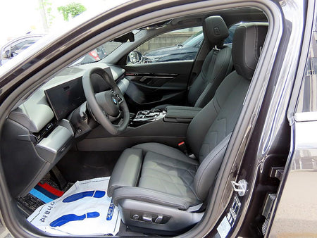 BMW 5-Series — photo 05