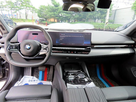 BMW 5-Series — photo 07
