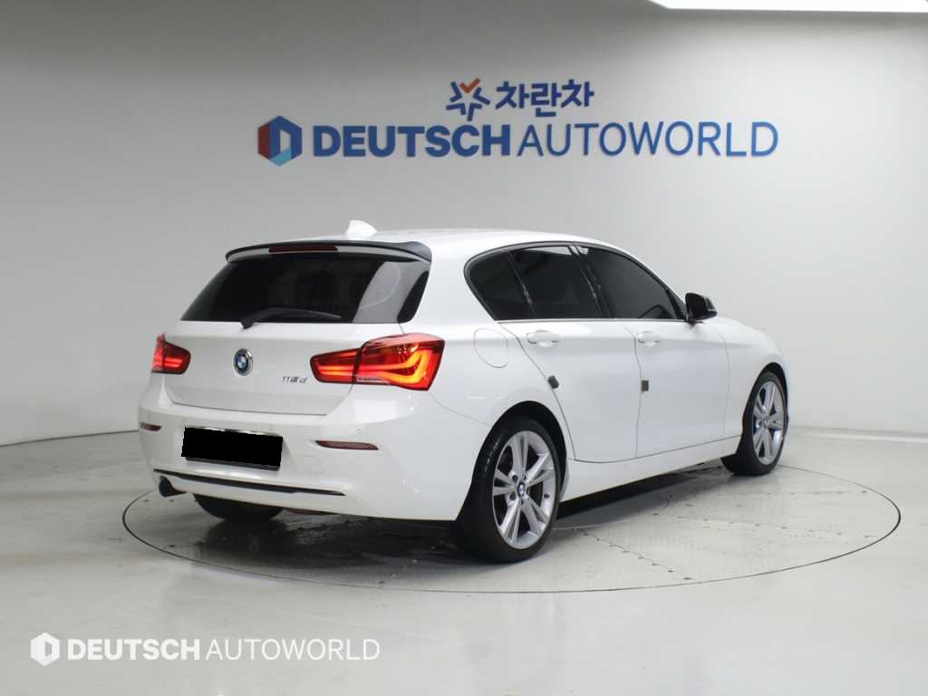 BMW 1-Series — photo 02