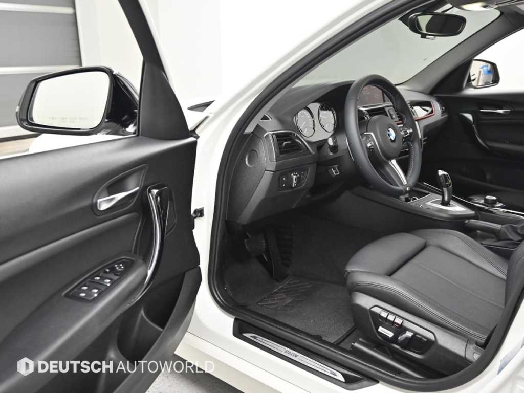 BMW 1-Series — photo 11