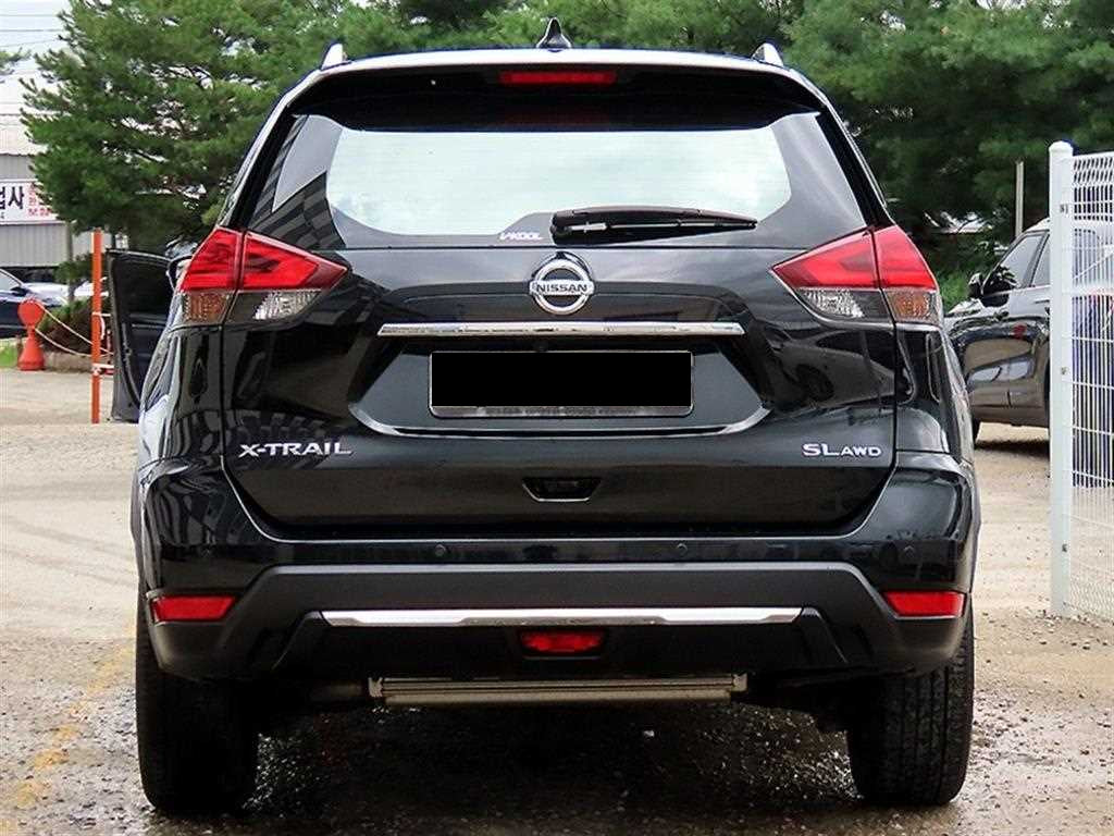 Nissan X-Trail — photo 04