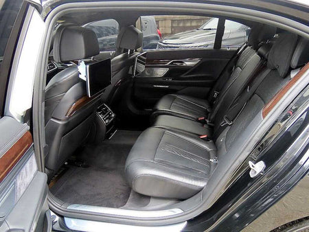BMW 7-Series — photo 06