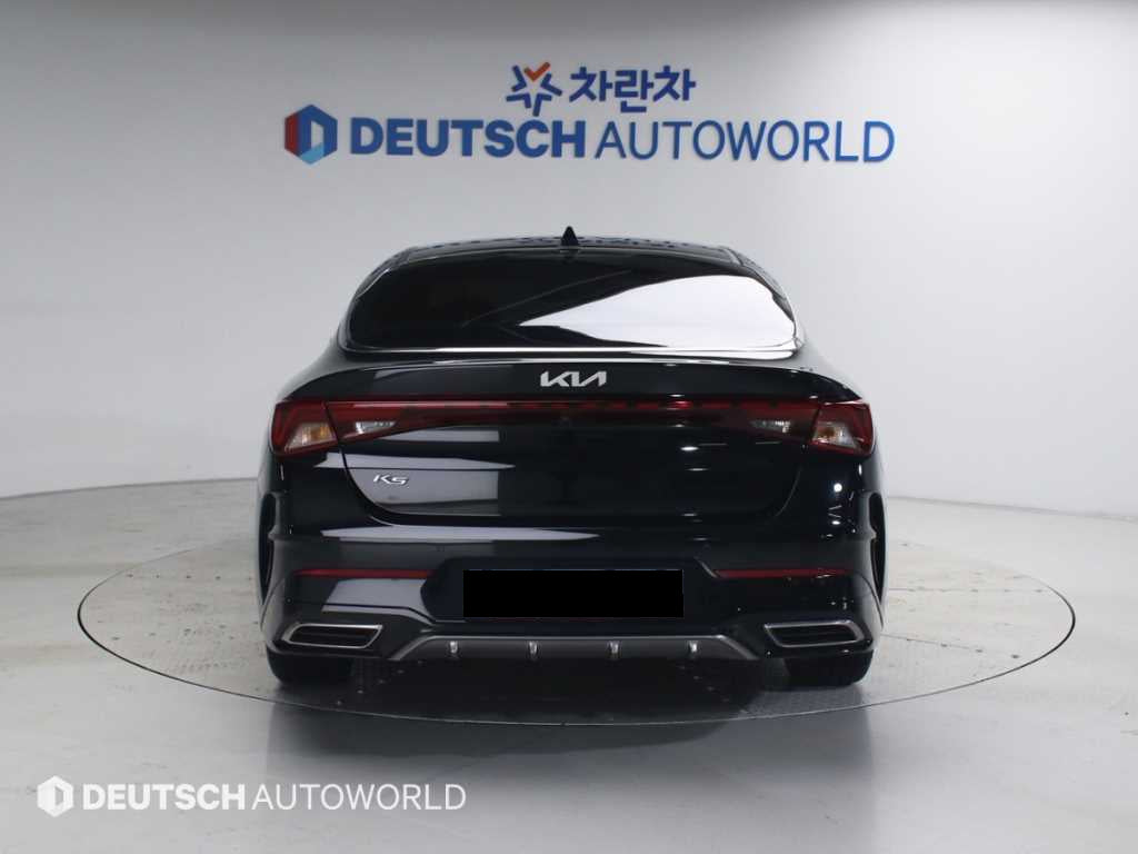 Kia K5 — photo 04