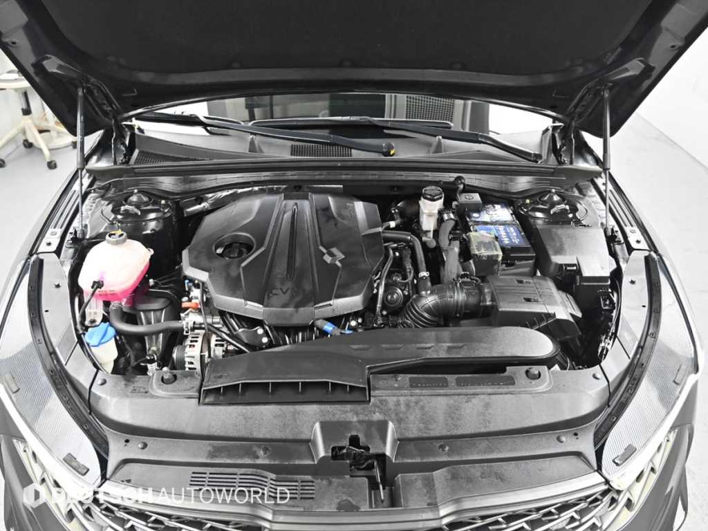 Kia K5 — photo 06
