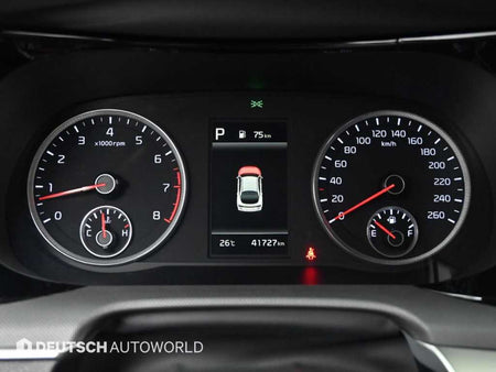 Kia K5 — photo 08
