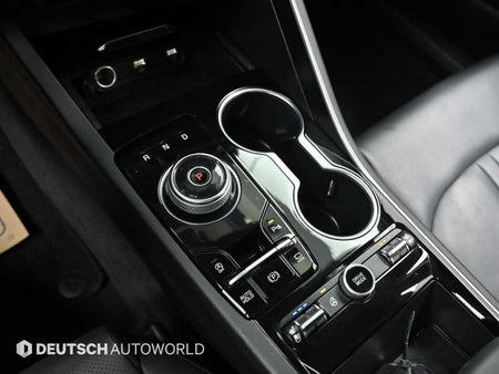 Kia K5 — photo 09