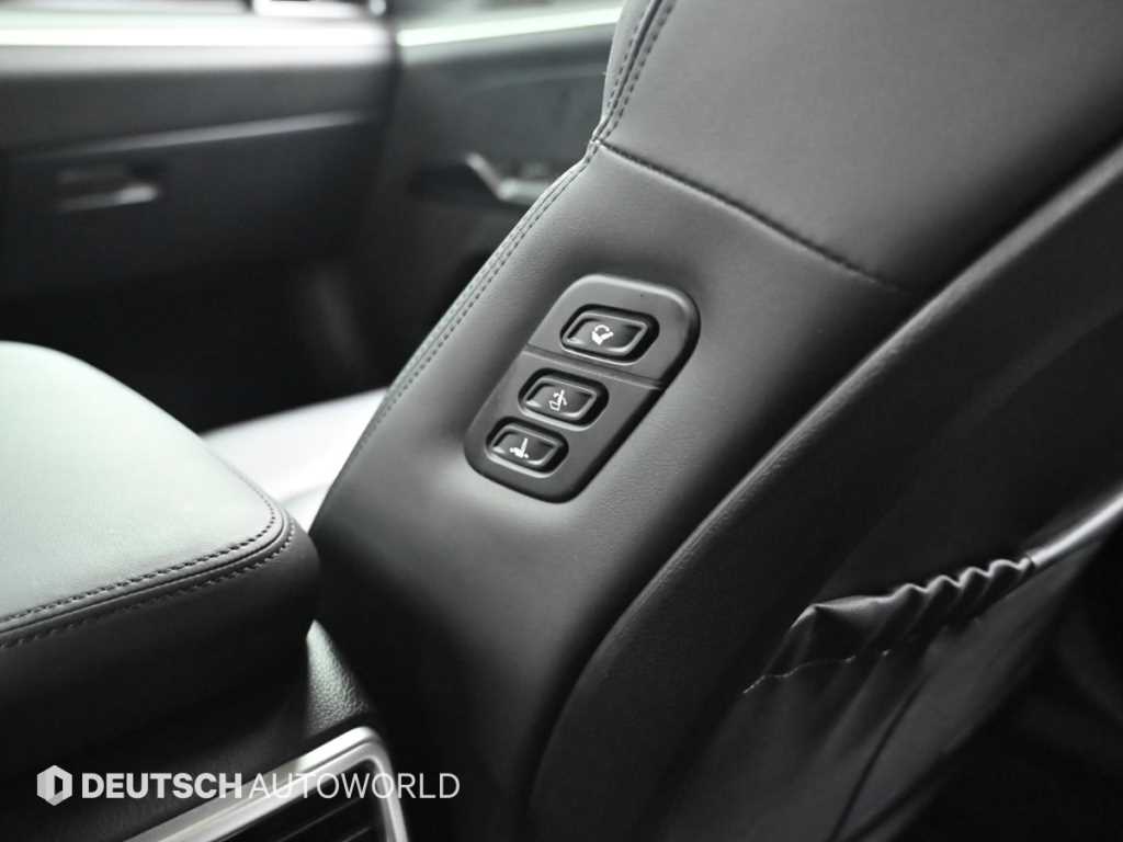 Kia K5 — photo 18