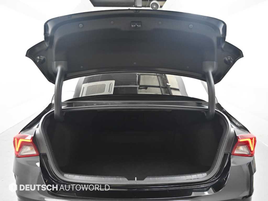 Kia K5 — photo 19