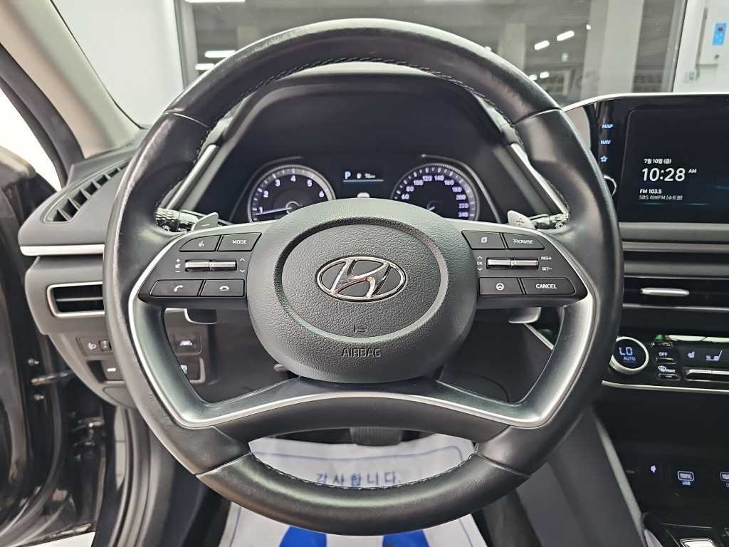 Hyundai Sonata — photo 09