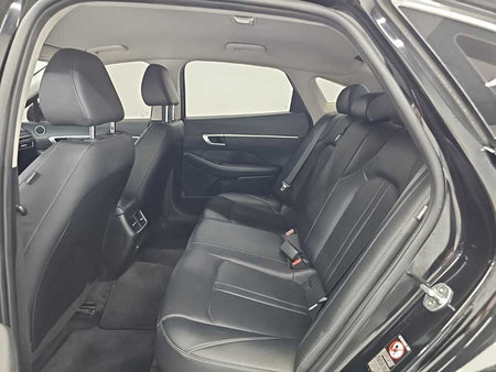 Hyundai Sonata — photo 12