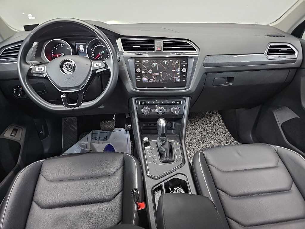 Volkswagen Tiguan — photo 07