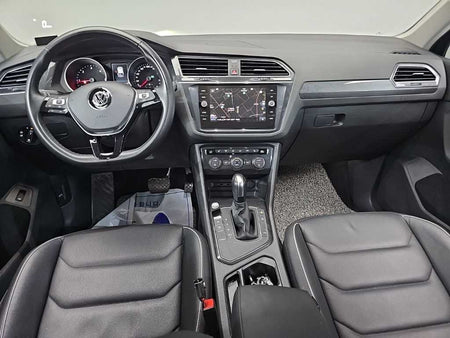 Volkswagen Tiguan — photo 07