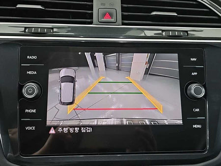 Volkswagen Tiguan — photo 14
