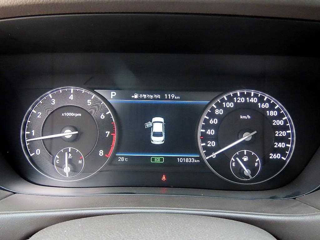 Genesis EQ900 — photo 09