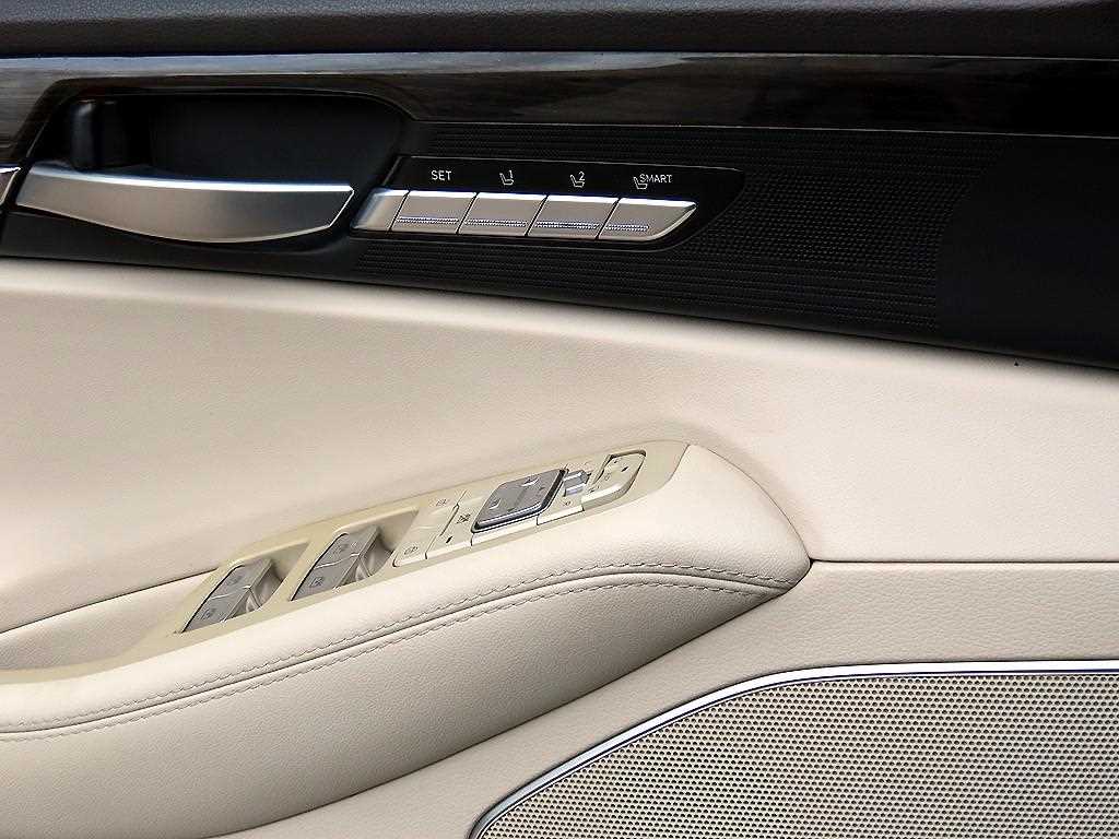 Genesis EQ900 — photo 11