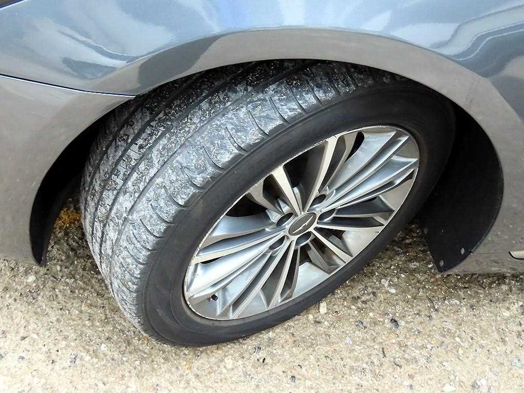 Genesis EQ900 — photo 20
